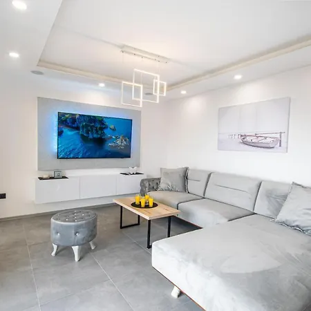 Luxury Sol