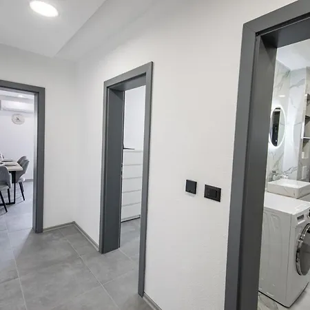 Luxury Sol Makarska